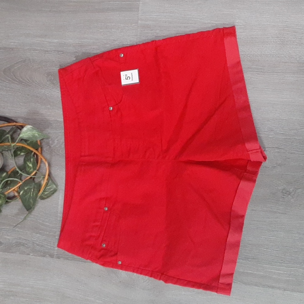 NWOT Time And Tru Red Maternity Shorts